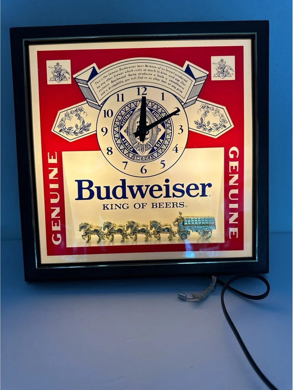 Vintage 1984 Budweiser King of Beers Illuminated Wall Clock Sign C-11